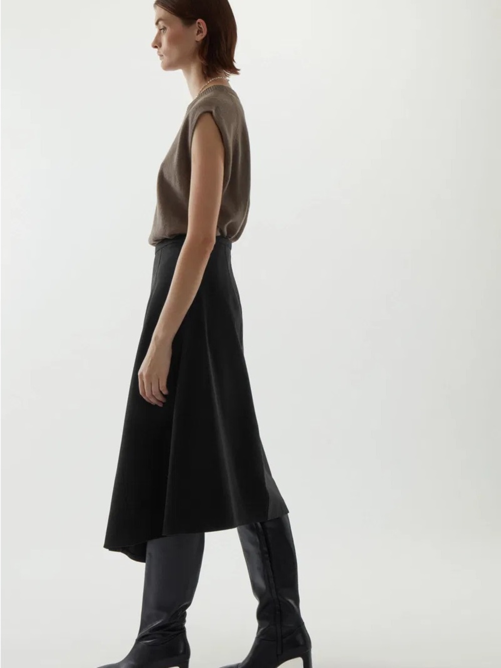 COS Asymmetric Organic Cotton A-line Skirt - Picture 9 of 12